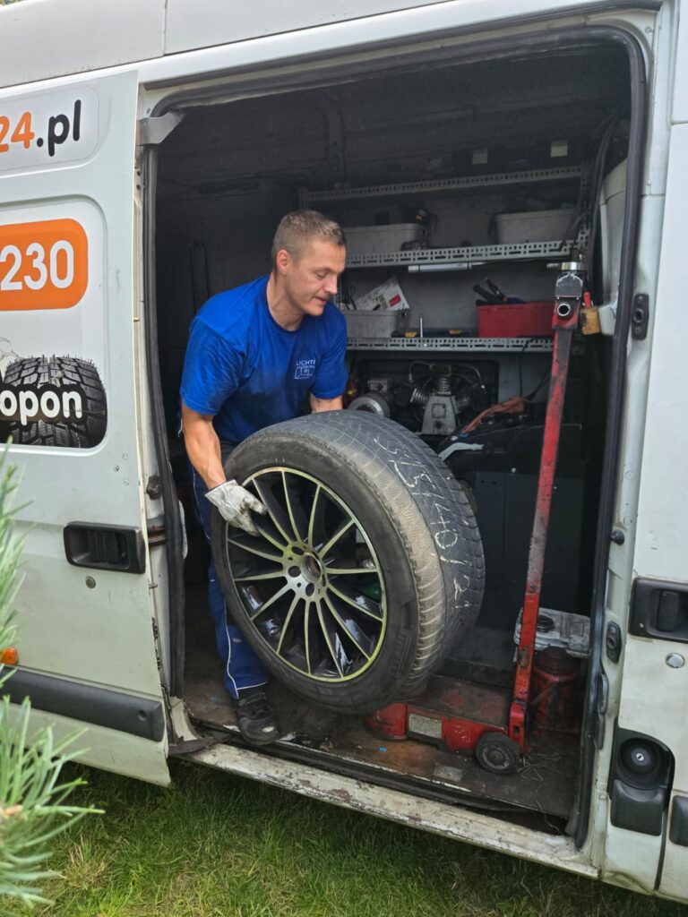 Mobilny serwis opon TIR Włocławek – Autostrada A1